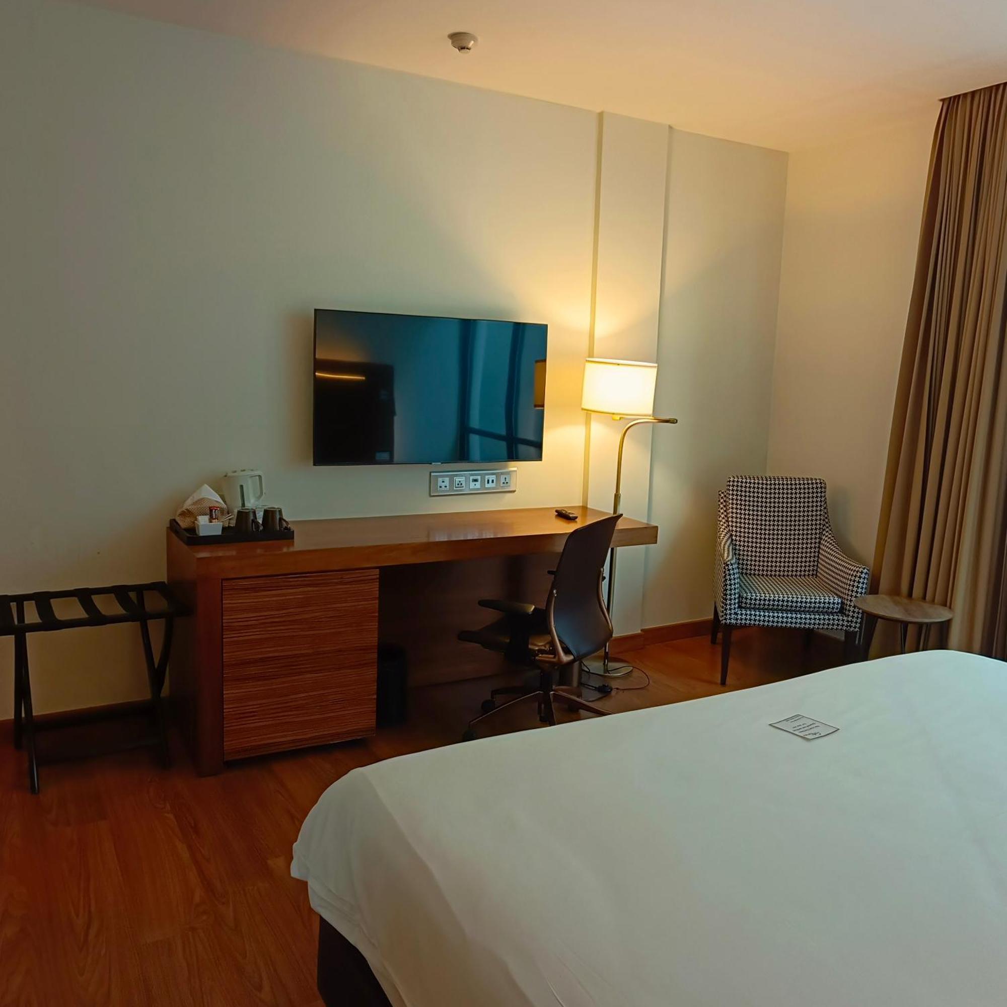Sacha'S Hotel Uno Sha Bangkok Dış mekan fotoğraf