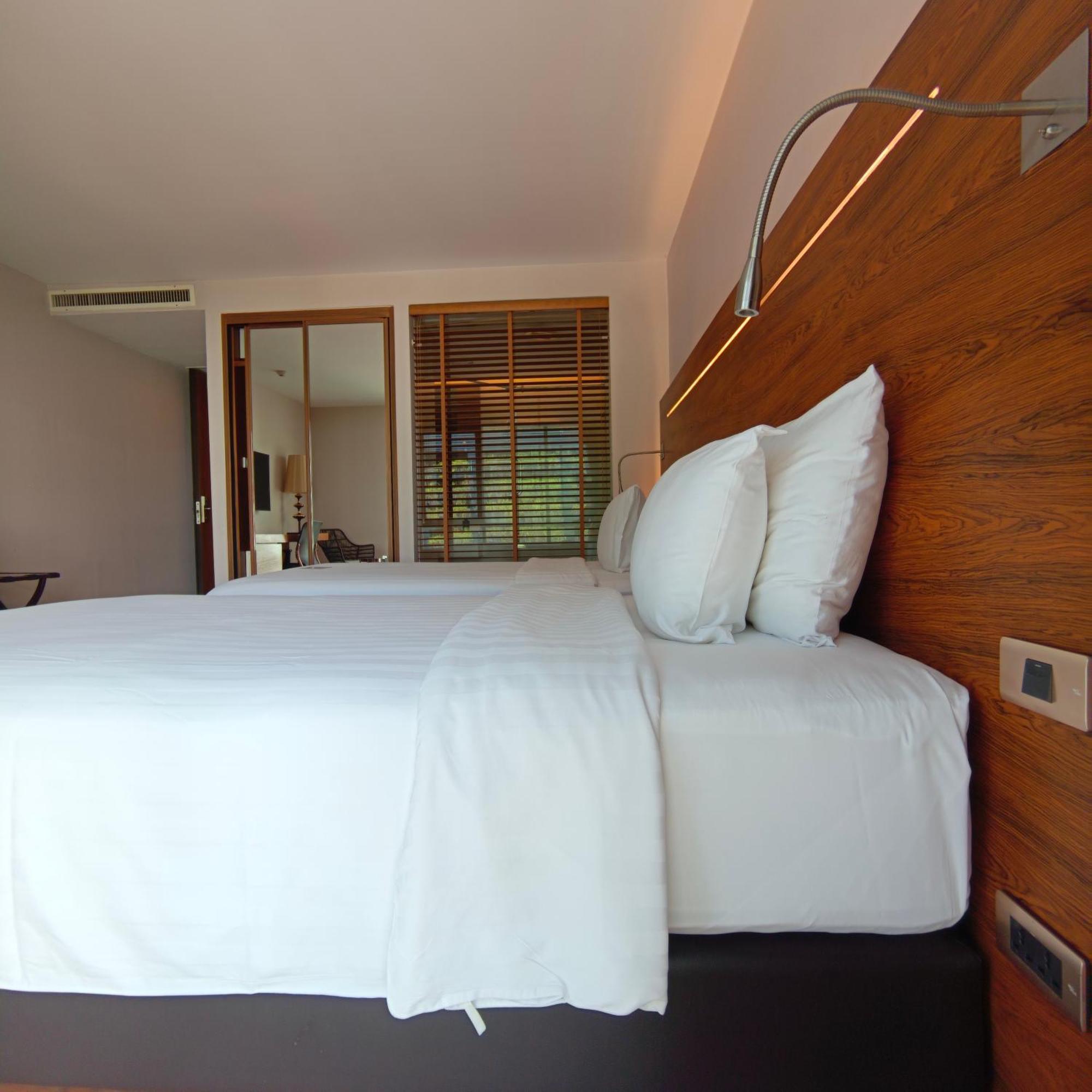 Sacha'S Hotel Uno Sha Bangkok Dış mekan fotoğraf