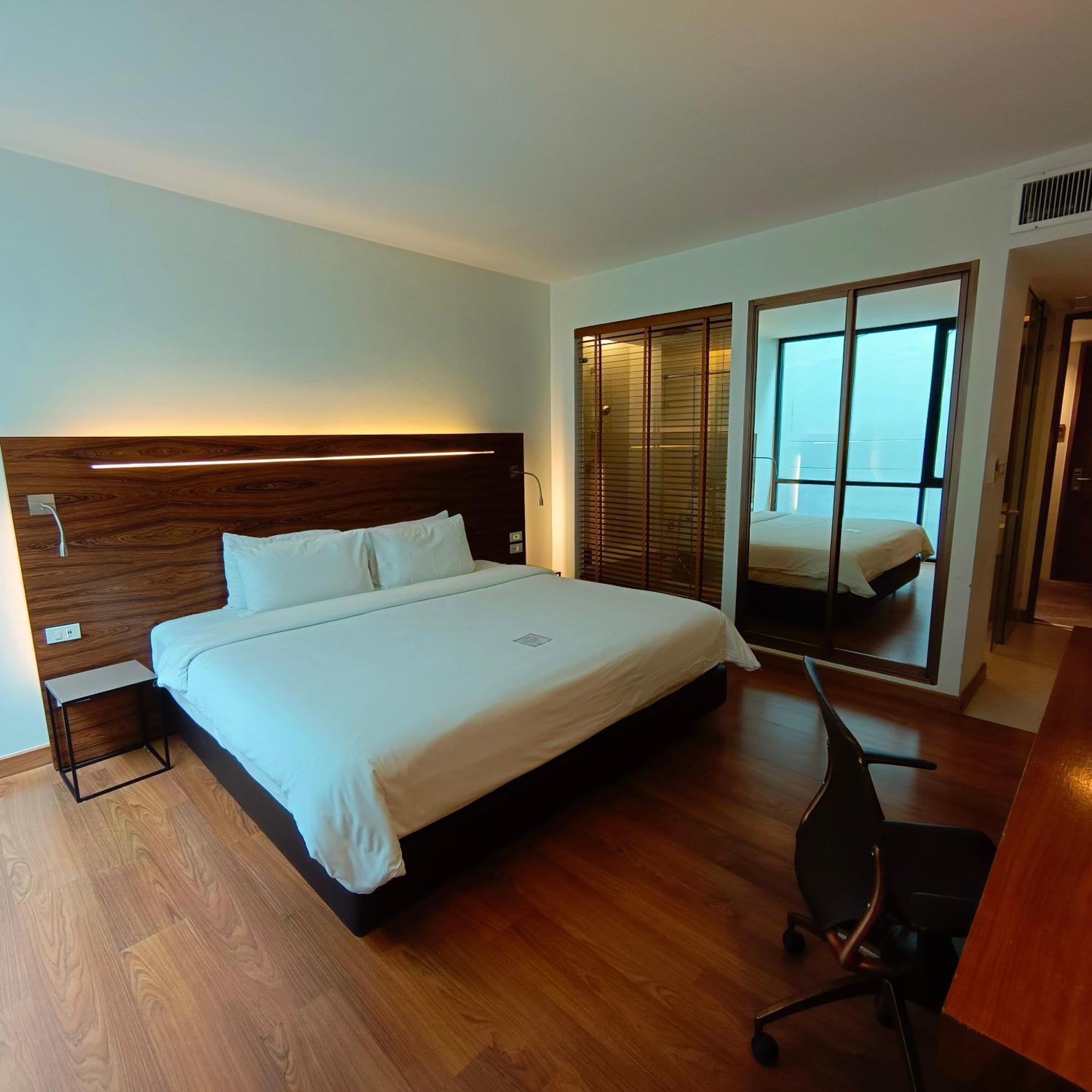 Sacha'S Hotel Uno Sha Bangkok Dış mekan fotoğraf
